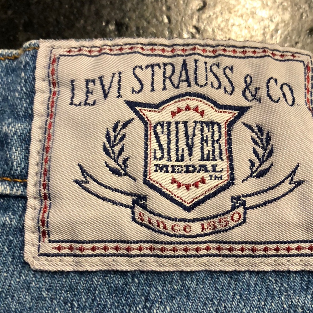 Vintage Levi’s for Men Silver Medal Jeans 34x32